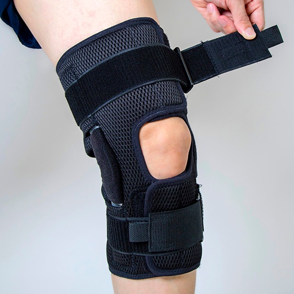 Grace Care Hinged Knee Brace Support (Size S/M/L/XL) - KPJ Cares